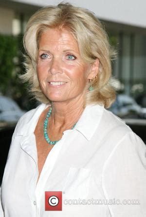 nude meredith baxter|MEREDITH BAXTER Nude .